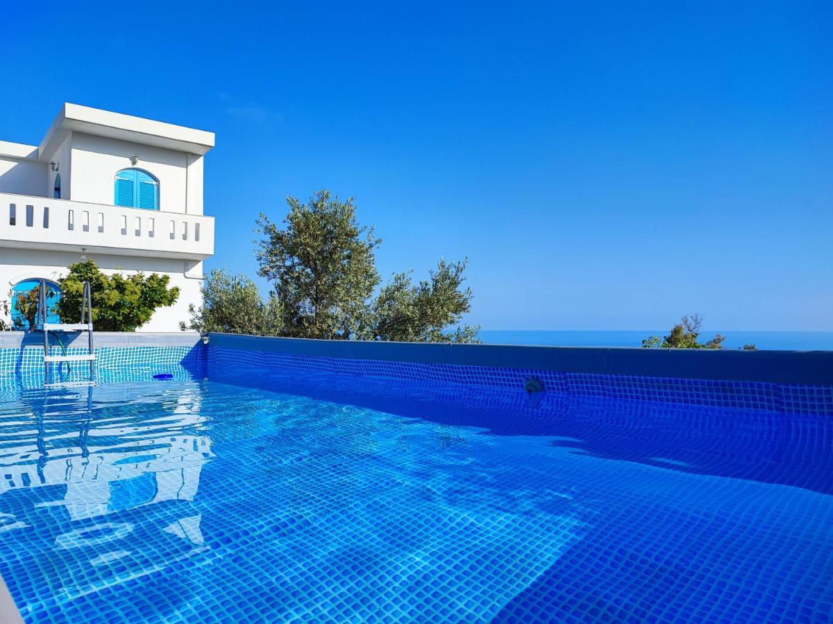 Villa Kara - Bed And Breakfast Μέση Εξωτερικό φωτογραφία